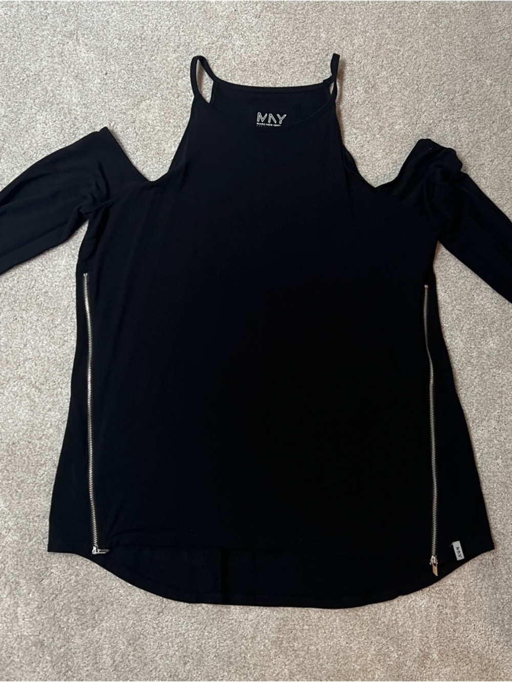 Marc New York Black Cold-Shoulder Top Side Zipper detail Sz XL